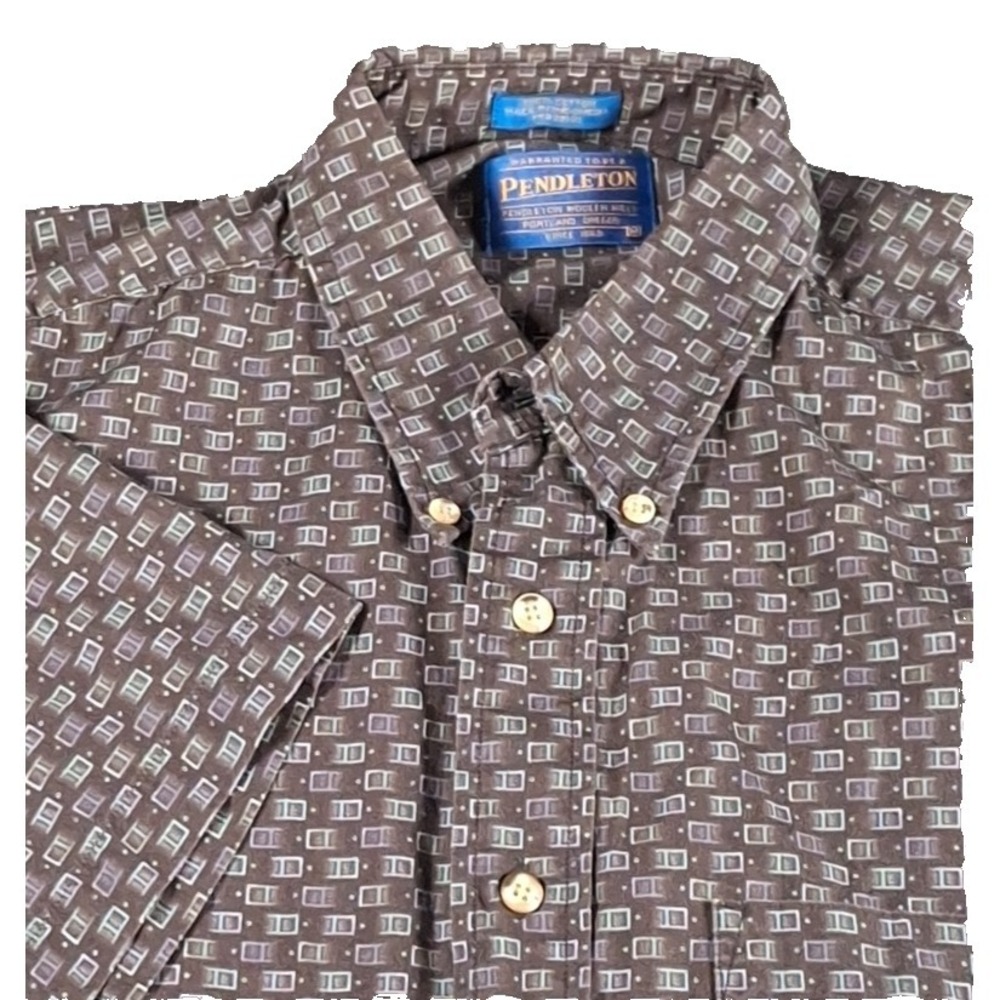 Pendelton Mens Button Up Board Shirt  Medium 100% cotton Brown Print